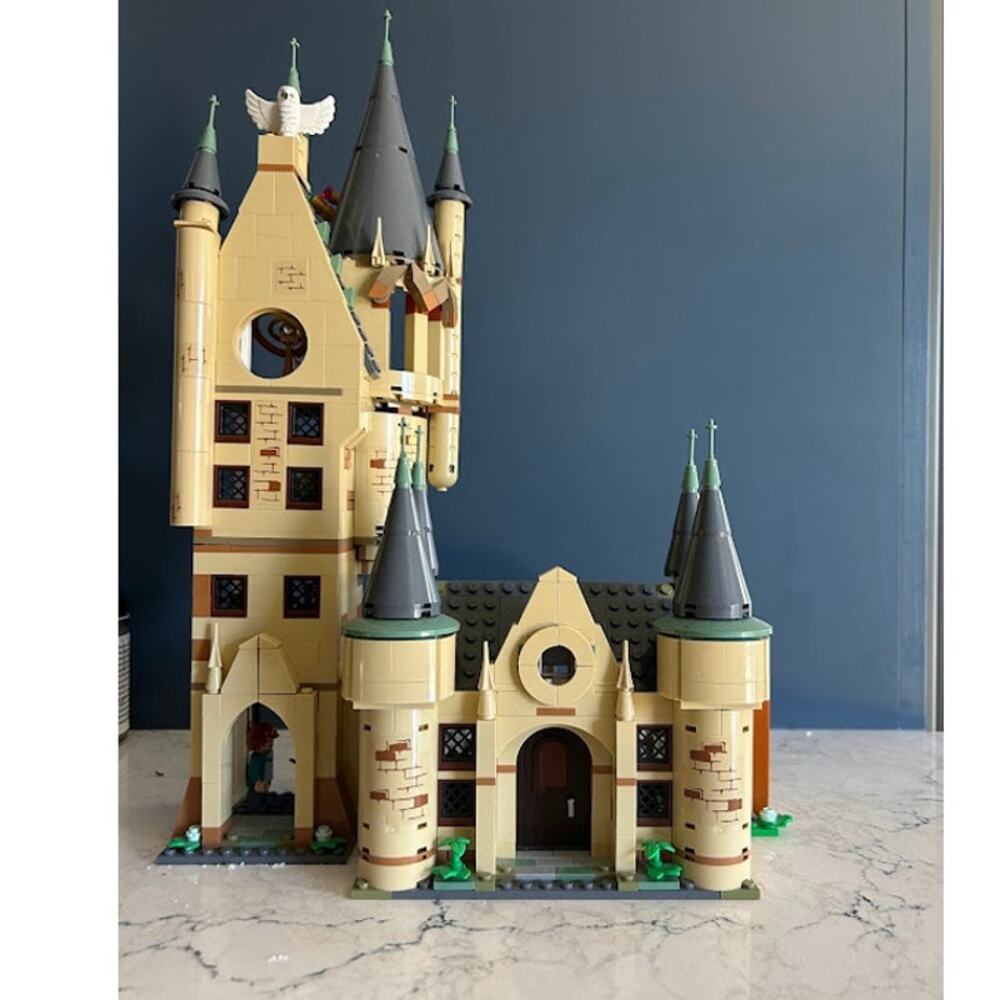 LEGO Harry Potter Hogwarts Astronomy Tower 2020 Disassembled Lego# 75969 LG003